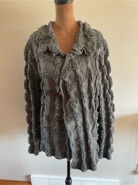 Vintage Cartise Textured Knit Cardigan with Toggle Closures